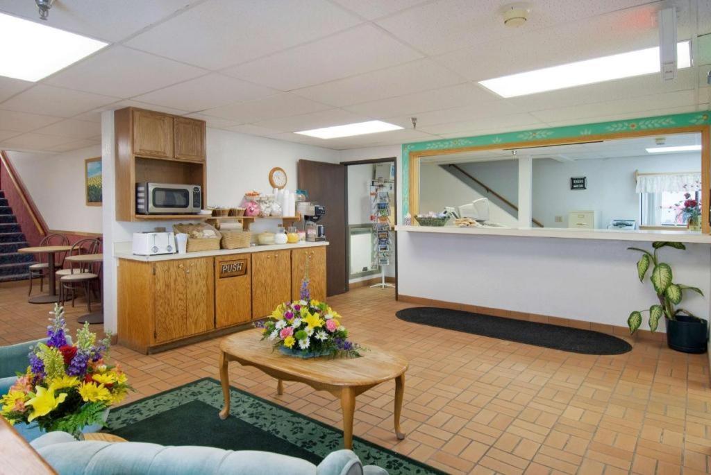 Americas Best Value Inn Torrington Eksteriør bilde